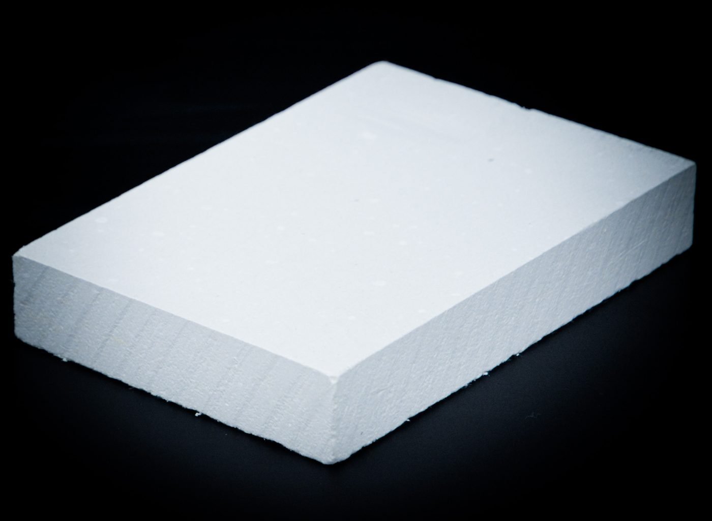 Low density calcium silicate board for service up to 650 degrees C