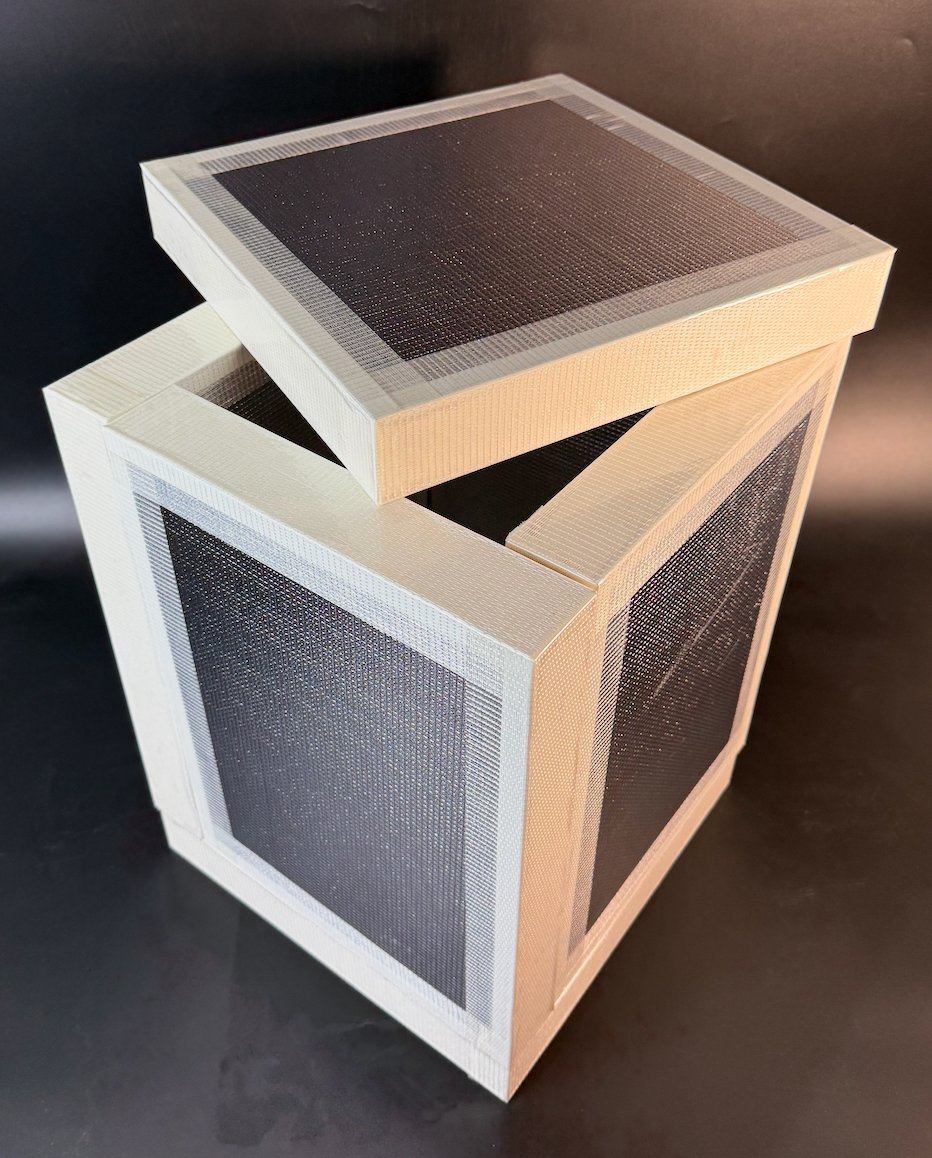 Six-sided VIP cold box with lid removed, vacuum insulation panel walls for 2-8 °C vaccine transport