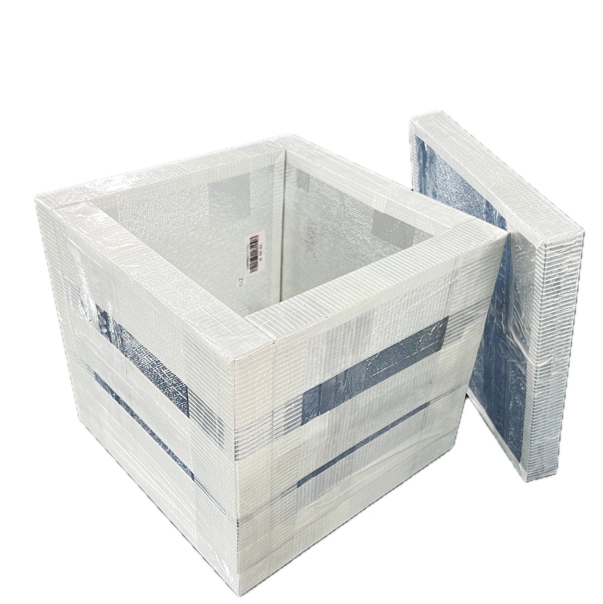 Six-sided cold box built from fibreglass-faced vacuum insulation panels with separate VIP lid
